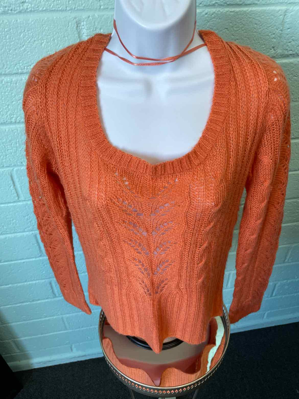 Worthington Size M Orange Sweater