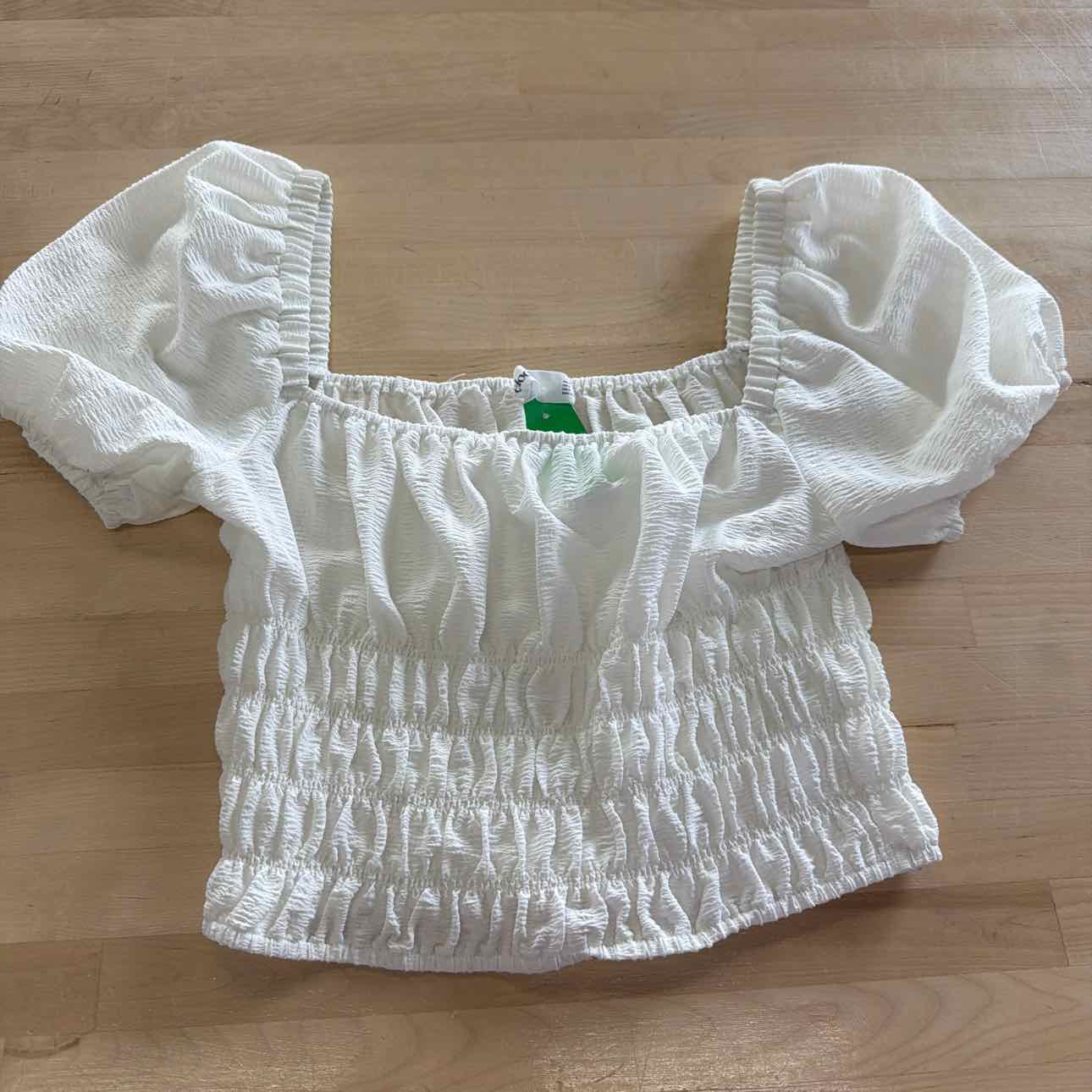 Elodie Size M White Preloved Blouse SS