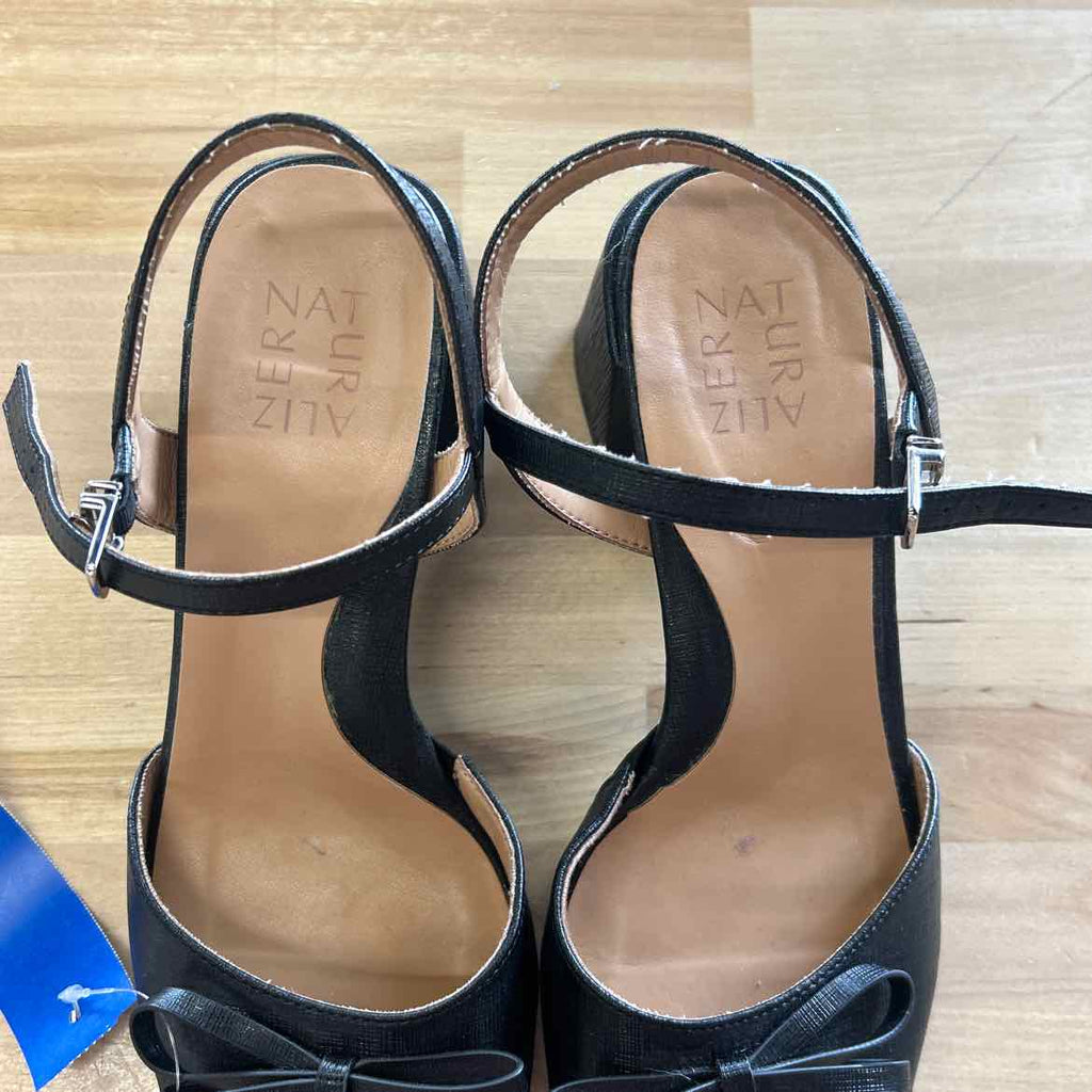 Naturalizer Size 9.5 Black Preloved Heels