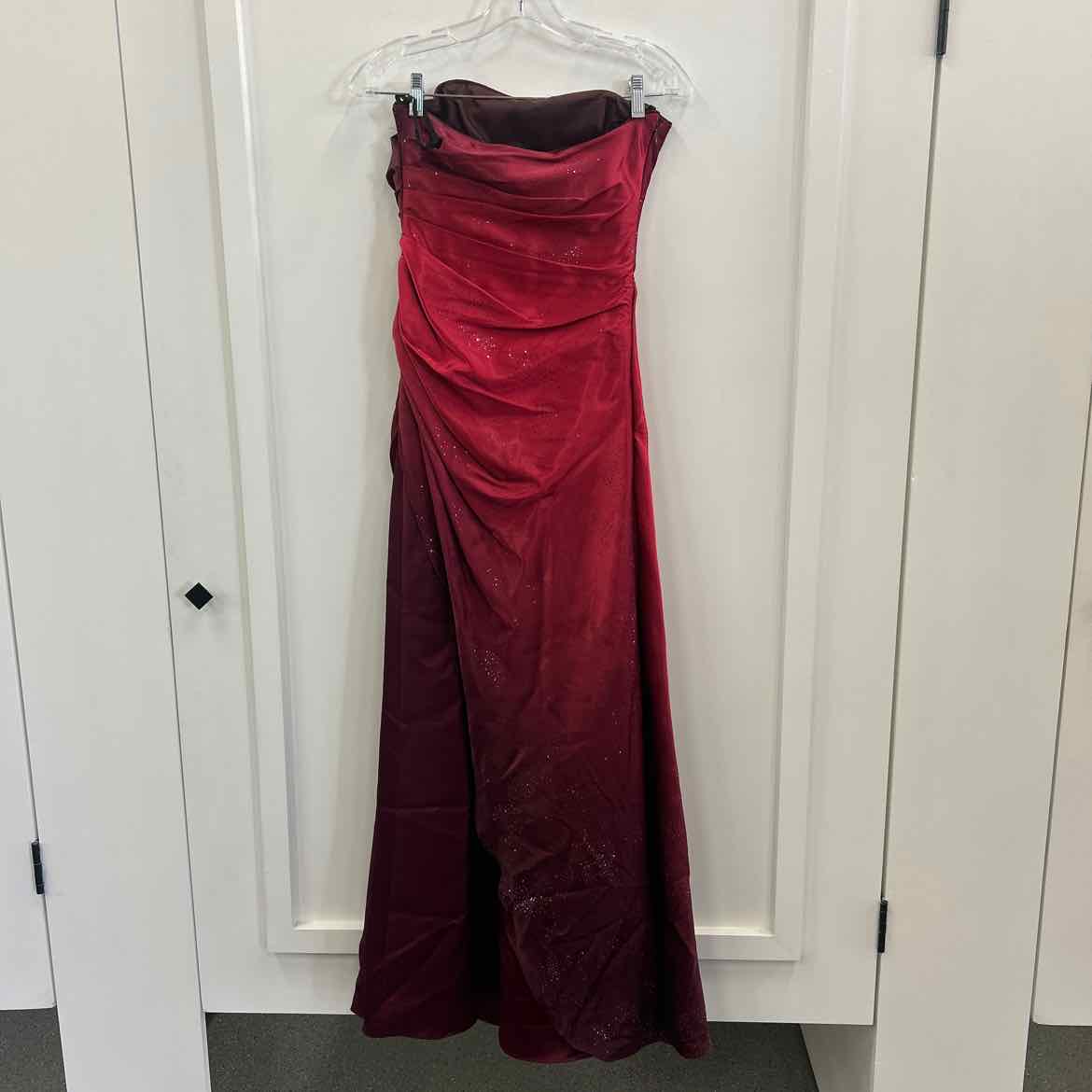 Jump Size 3/4 Pink Sparkles Preloved Dress