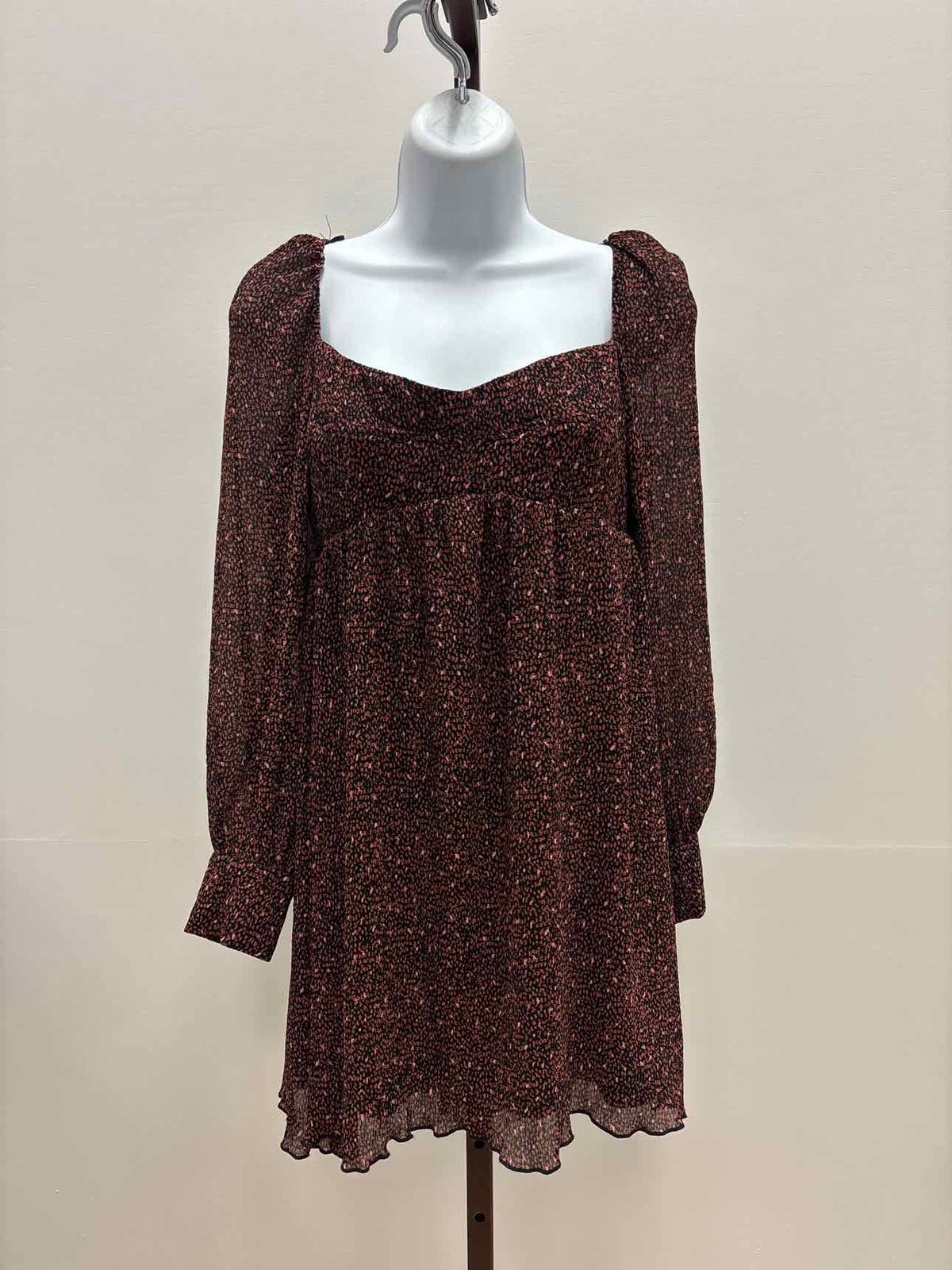 Wayf Size S Black Pink New Dress