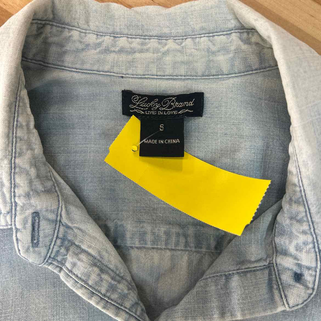 Lucky Brand Size S Blue Denim Preloved Button Down LS