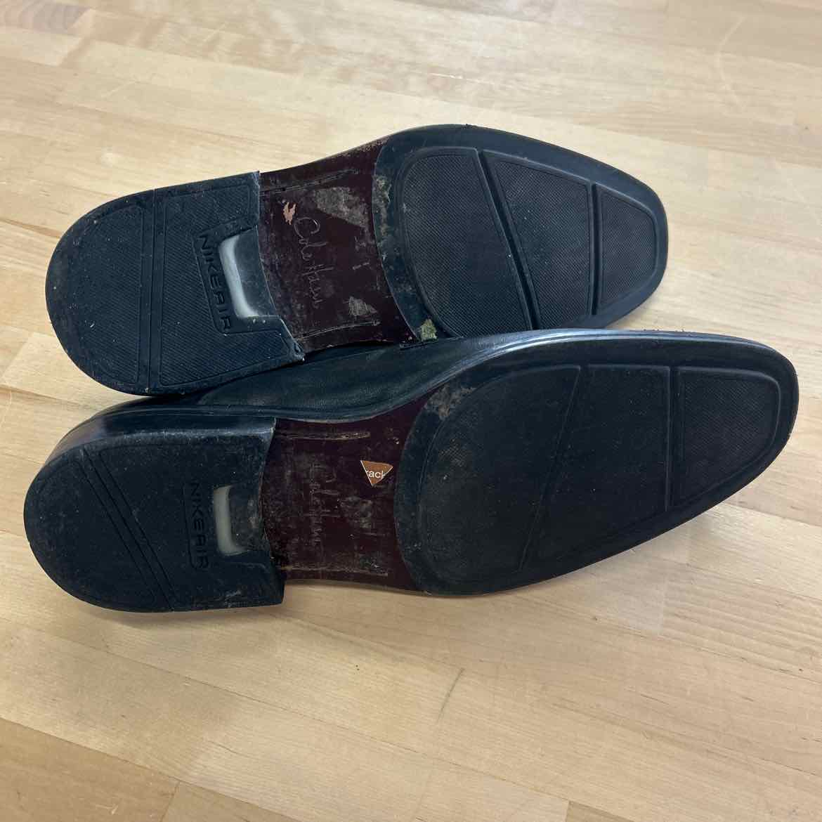 Cole Haan Size 9.5 Black Oxford