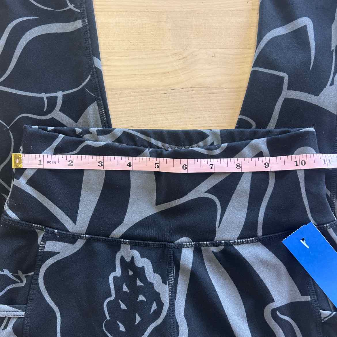 POP Size XS Black Preloved athletic leggings