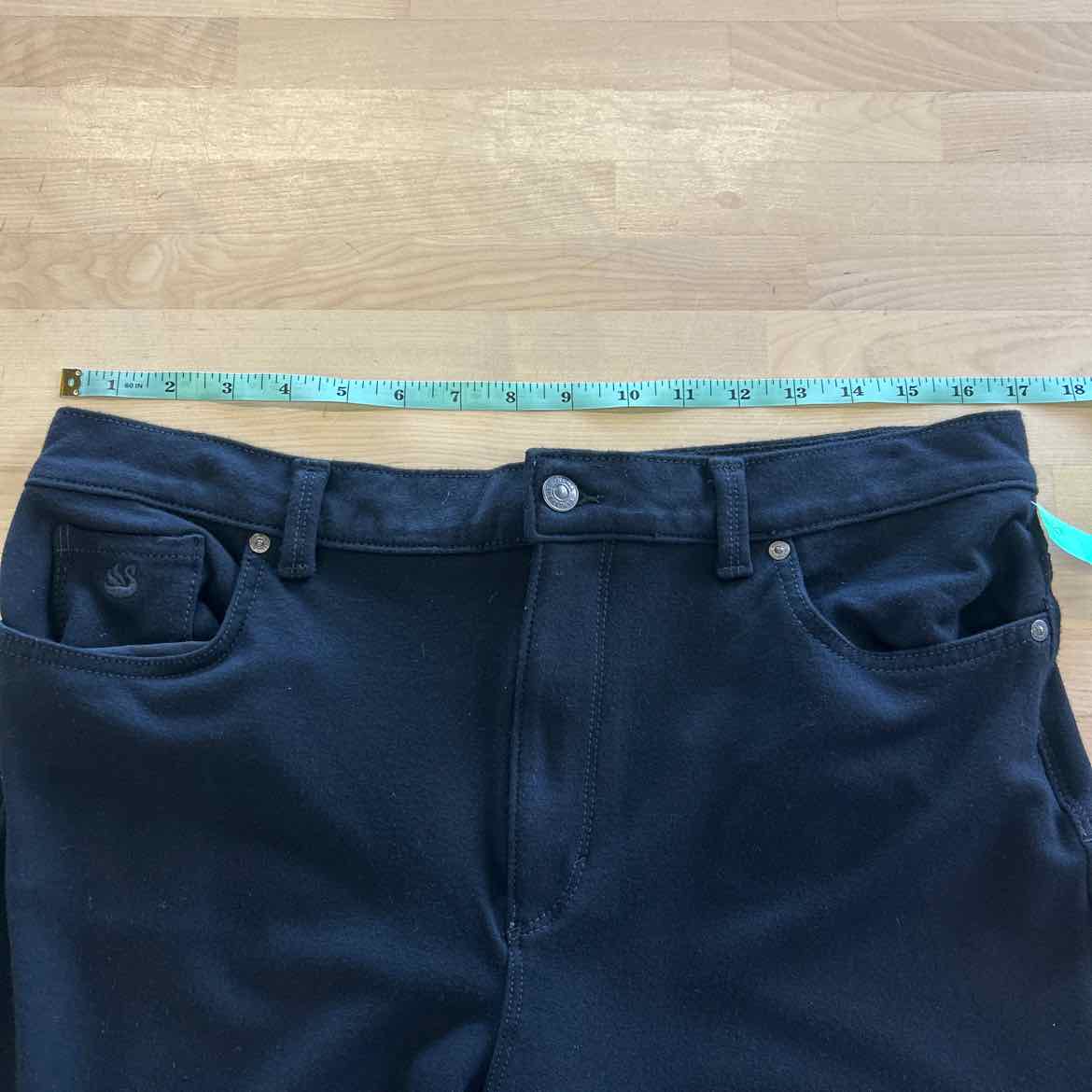 Gloria Vanderbilt Size 16 Black Preloved Pants