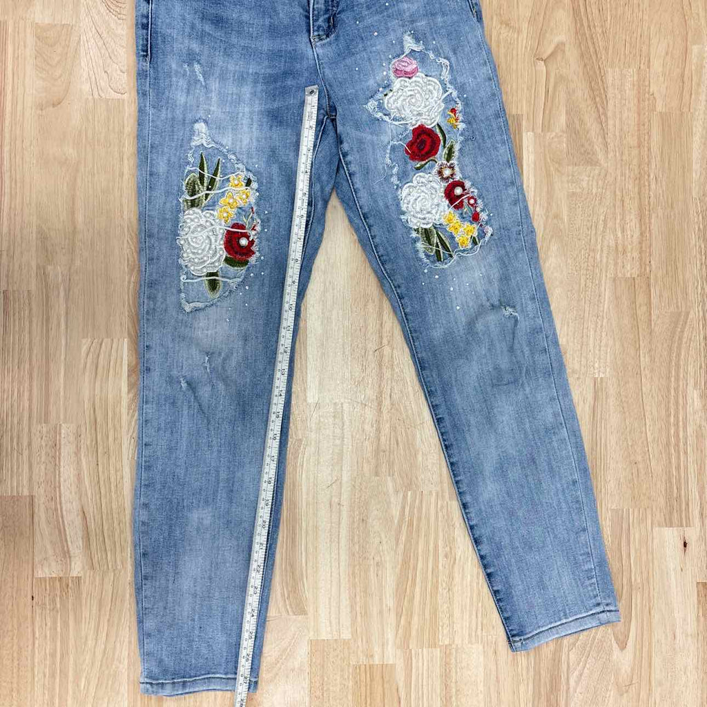 French Dressing Size 4 Blue Denim Preloved Jeans