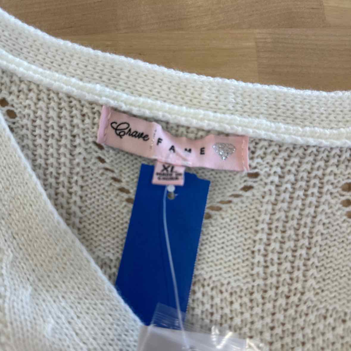 Fame Size XL White Sweater