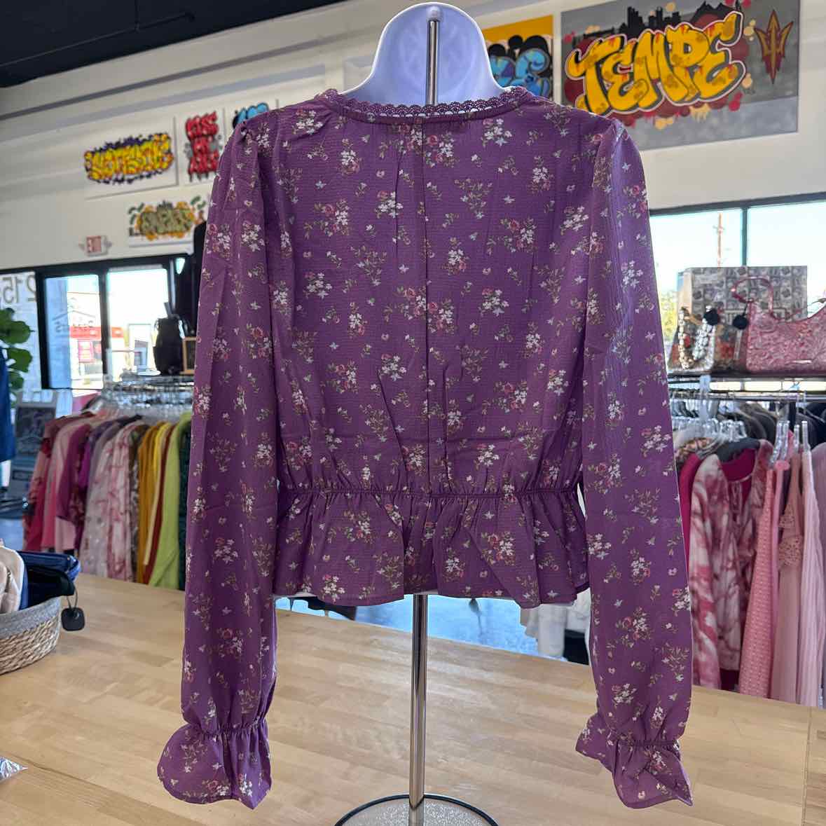 Celebrity Pink Juniors' V-Neck Printed Peplum Long Sleeve Top