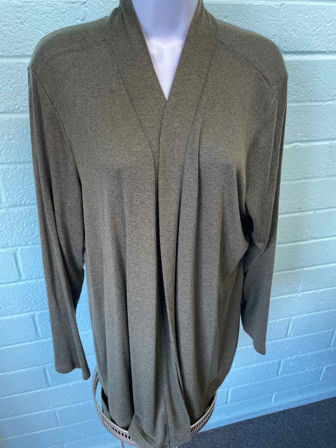 MIX Size 2X Green Duster