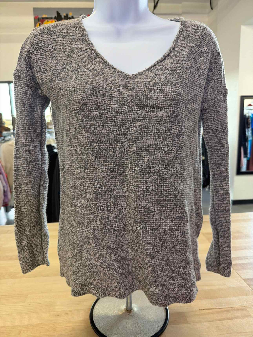 Old Navy Size XS Gray Longsleeve