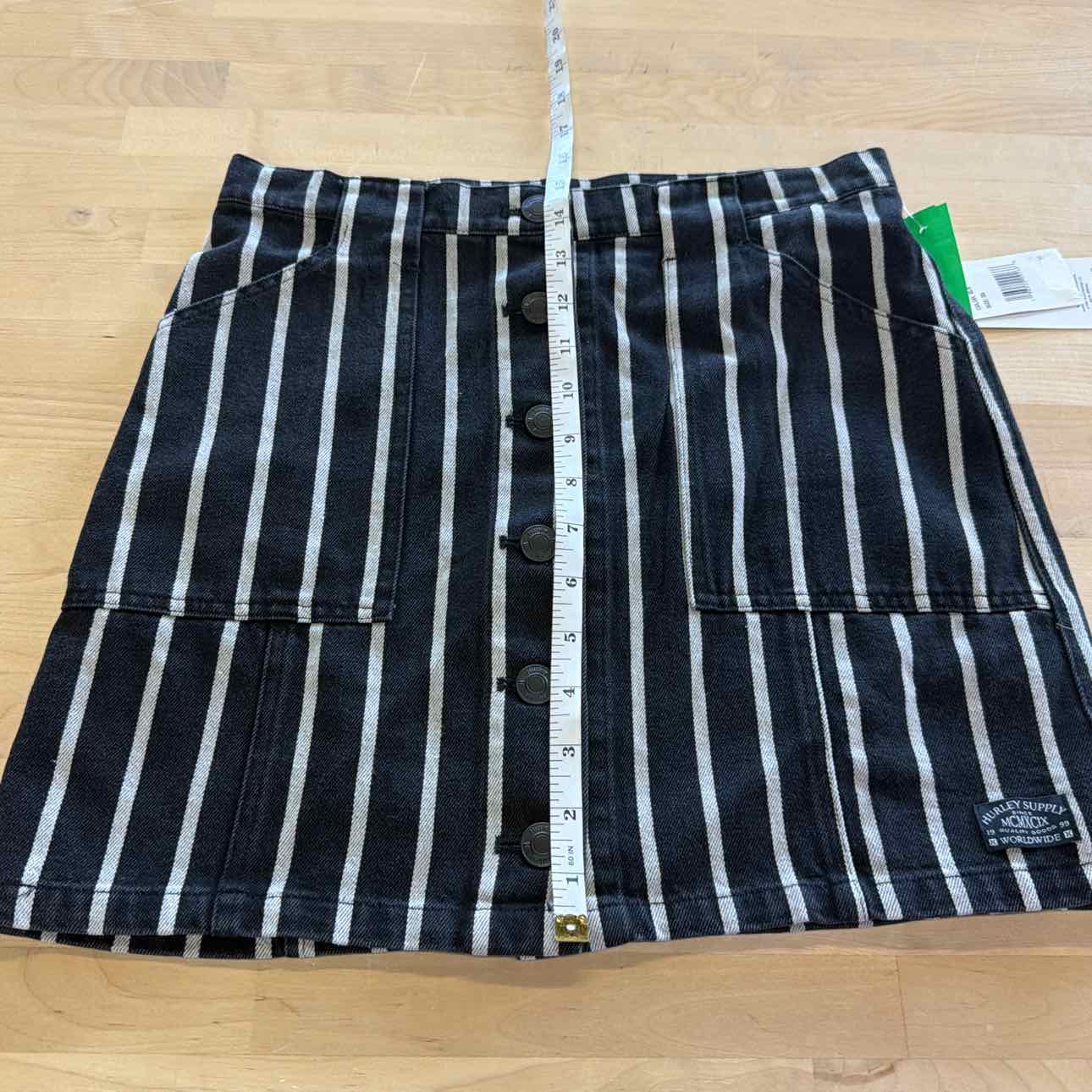 Hurley Juniors' Size 26 Sloan Button-Front Mini Skirt - Black