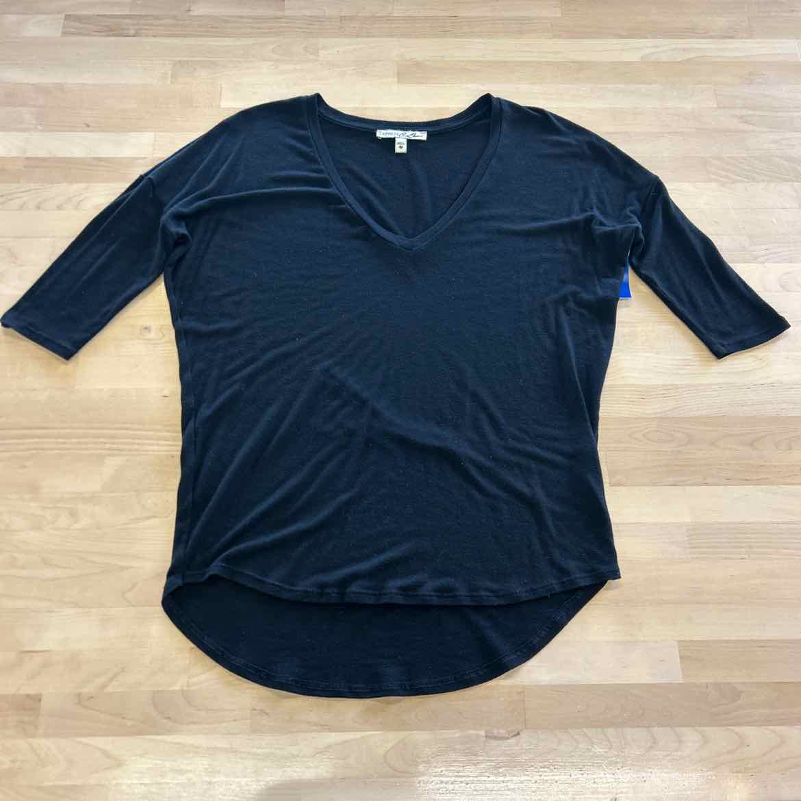 Express Size XS Black Shirt