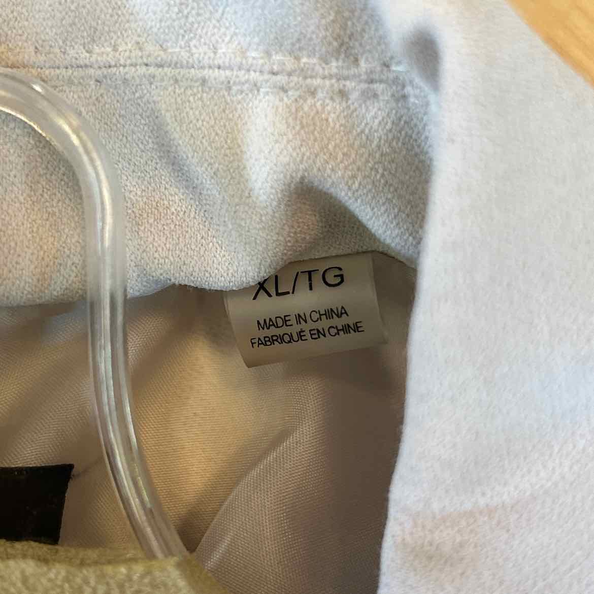 Tahari Size XL Cream Preloved Blazer