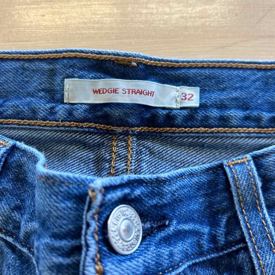 Levi's Size 32 Blue Jeans
