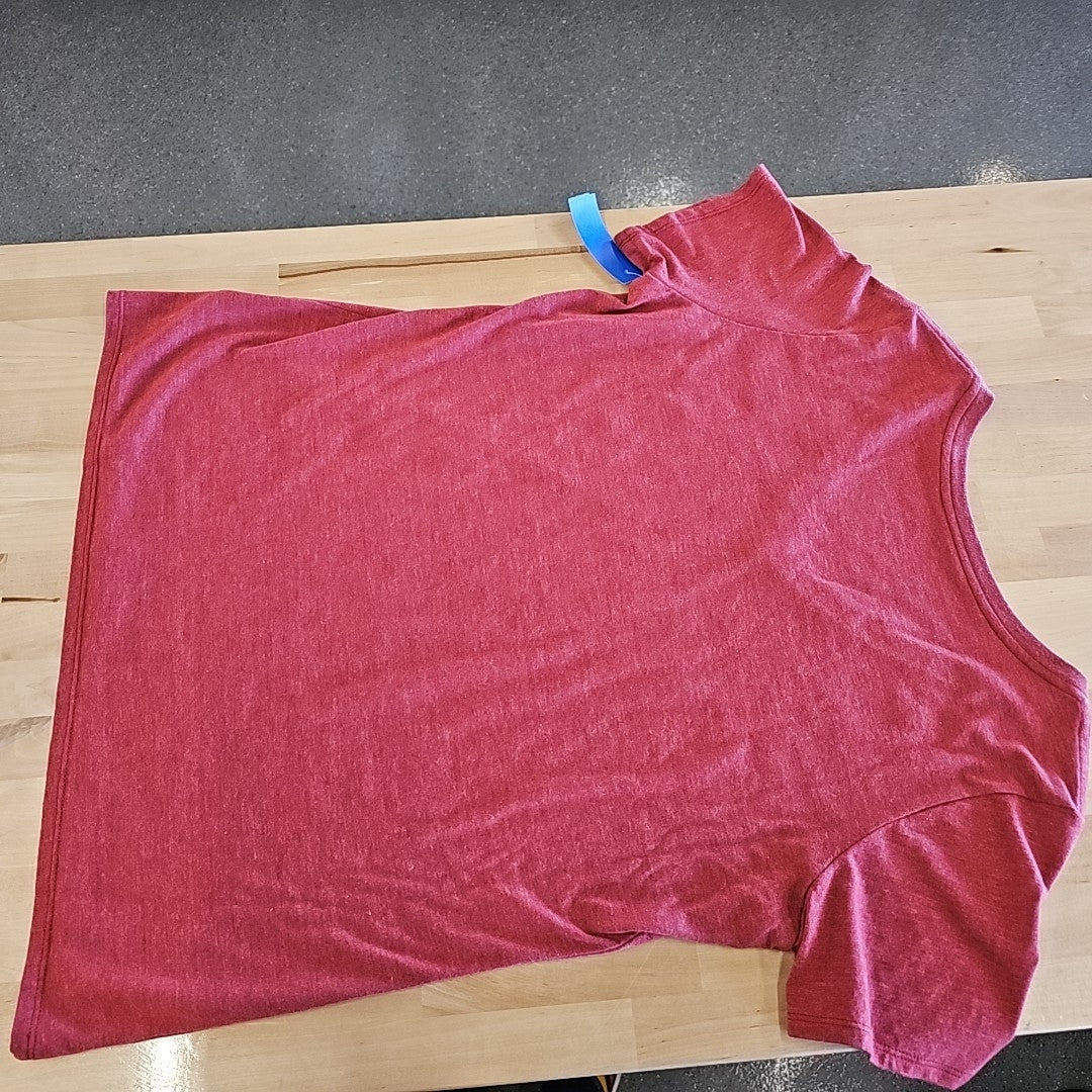 Nike Size XL Red T-shirt