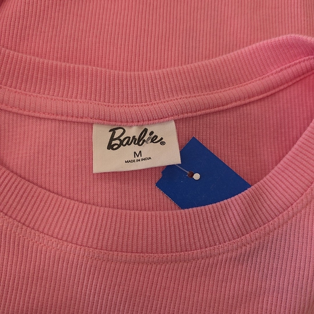 Barbie Size M Malibu Barbie Graphic T-Shirt