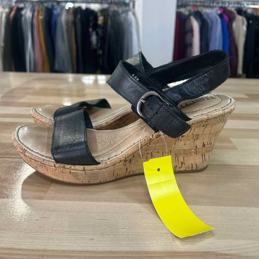 Born Size 6.5 Black/Brown Preloved Wedges