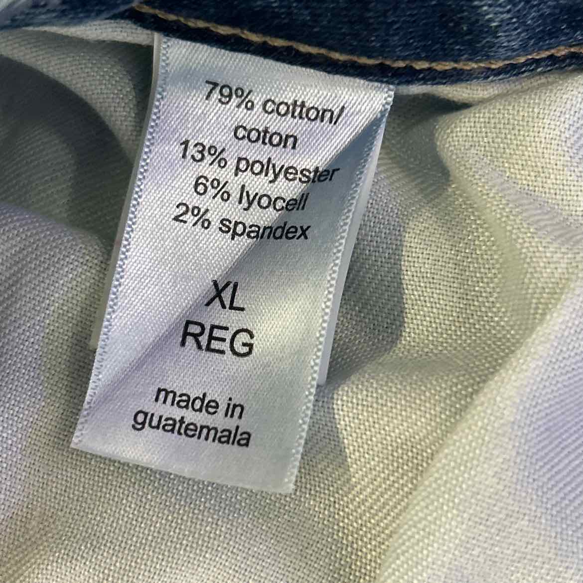Maurices Size XL Blue Denim Preloved Jeans