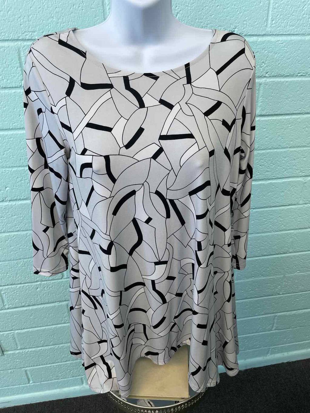 Alfani Size XS Gray Print Blouse