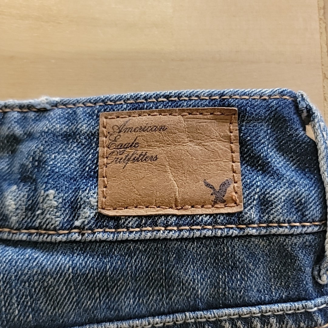 American Eagle Size 2 Blue Shorts