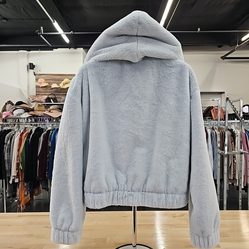 Planet Heart Size M Blue Sweater