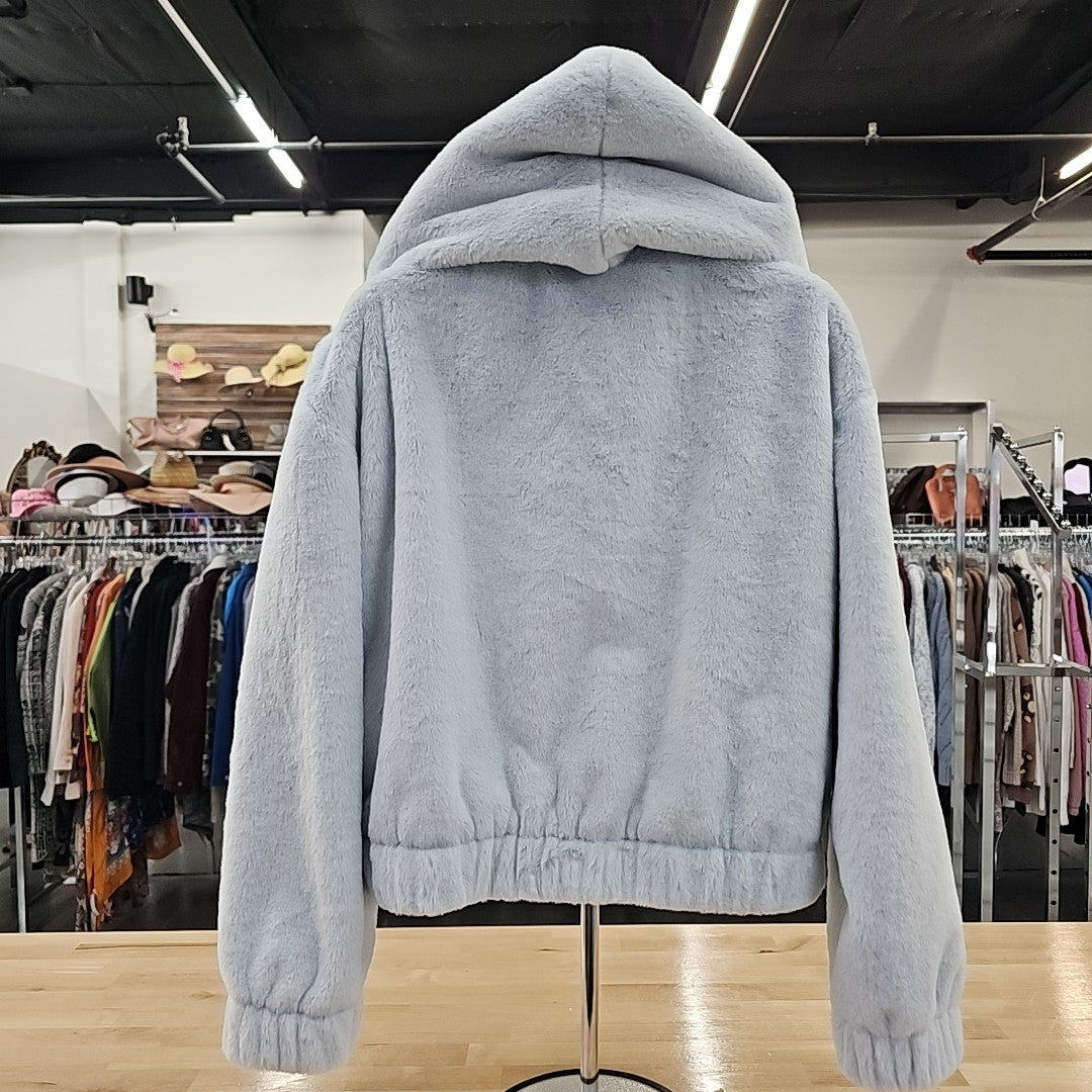 Planet Heart Size M Blue Sweater