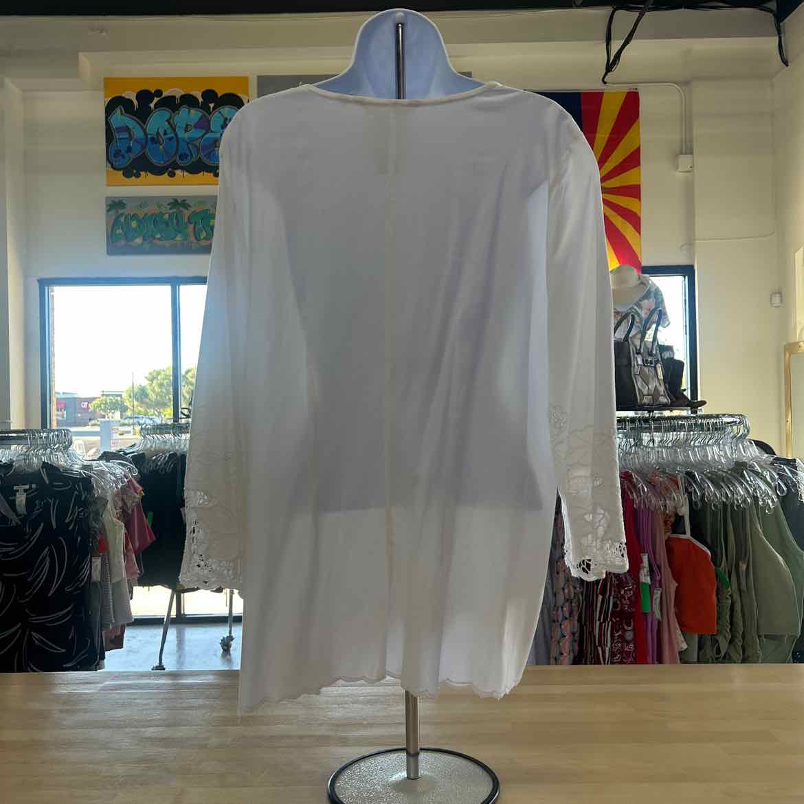 Soft Surroundings Size L White Preloved Blouse LS