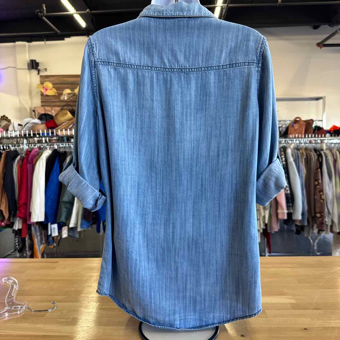 Peck&Peck Size S Denim Button Down Shirt