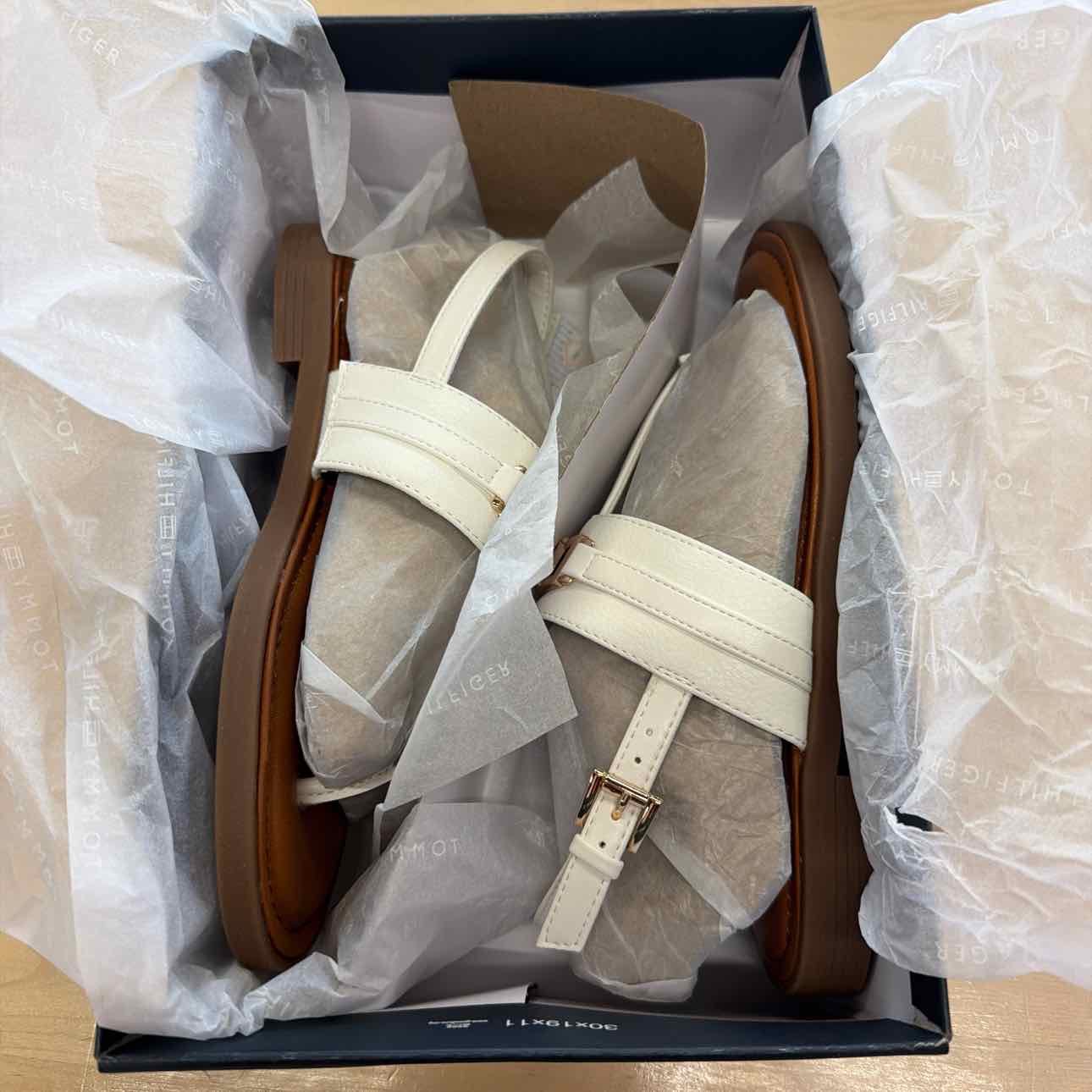 Tommy Hilfiger Size 6.5 White New Sandals