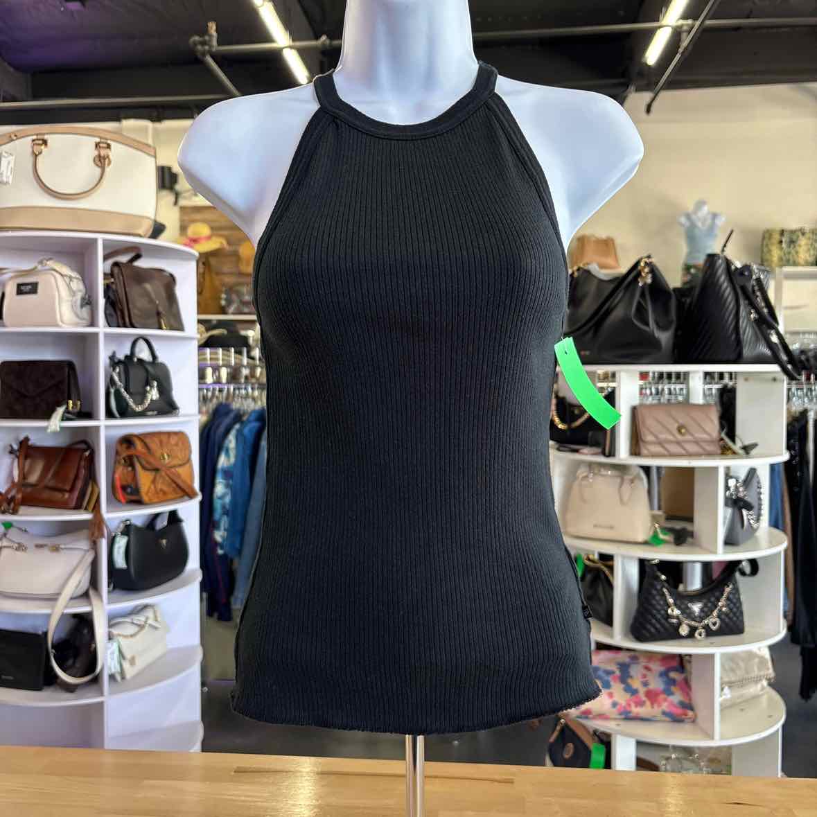 fox Size S Black Preloved Tank