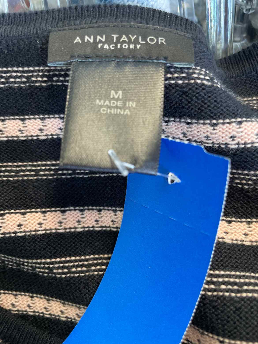 Ann Taylor Size M Black & beige Sweater