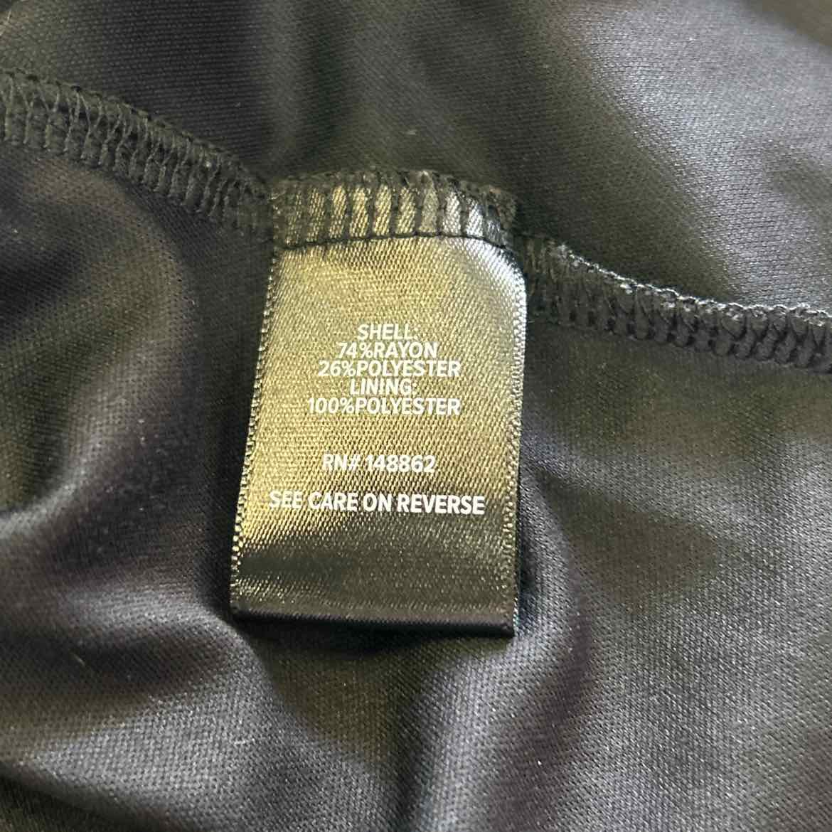 Torrid Size 0 Black Preloved Blouse SS