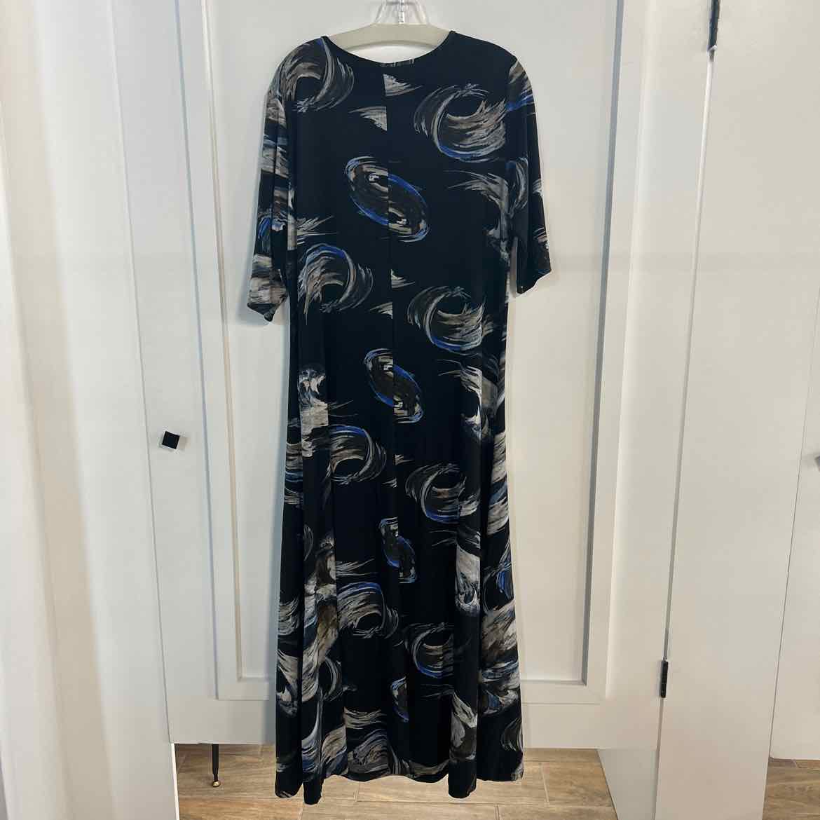 Attitude Size XL Black Preloved Dress