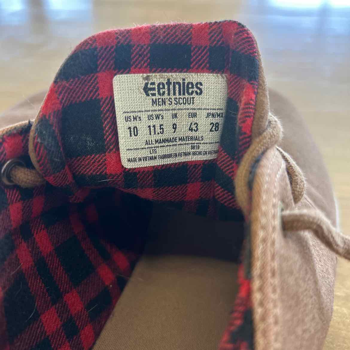 Etnies Men's Size 10 Brown MENS Sneakers