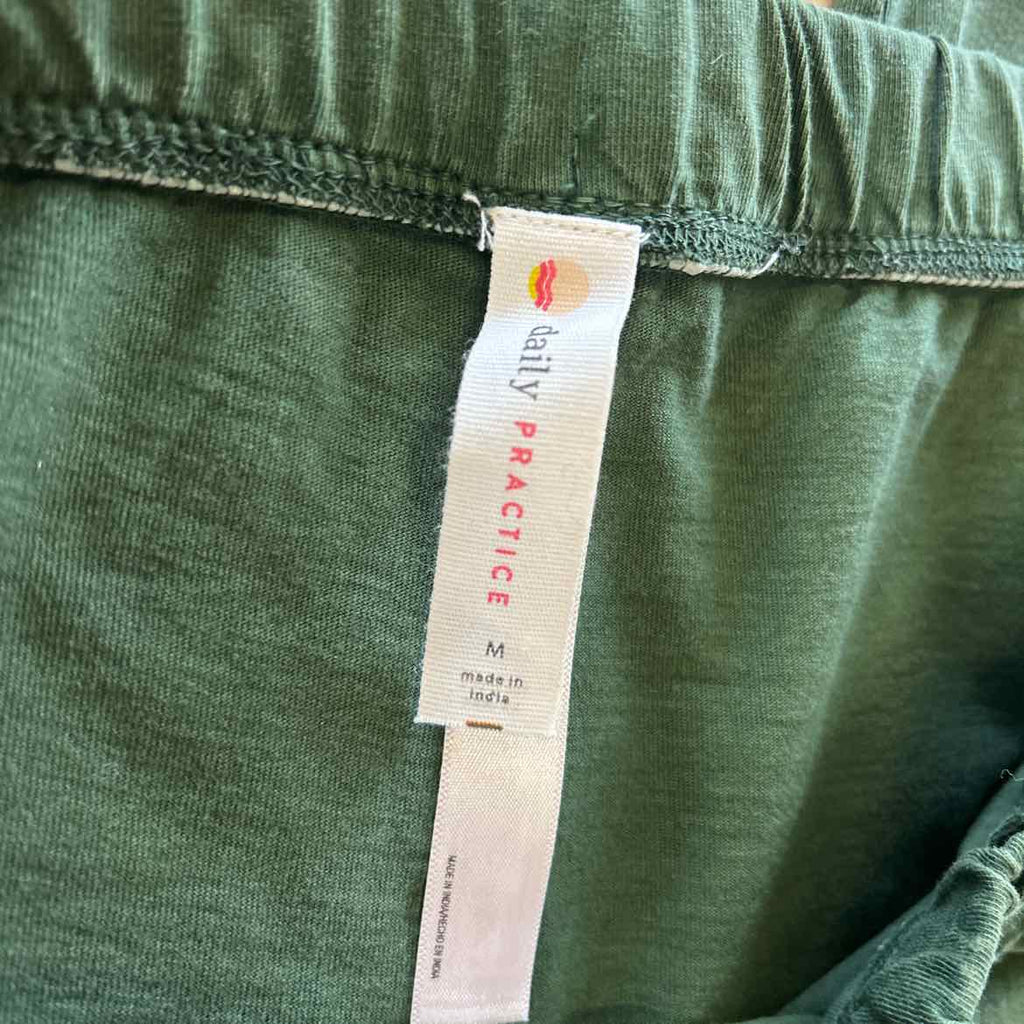 Daily Practice Size M Green Cotton Preloved Lounge