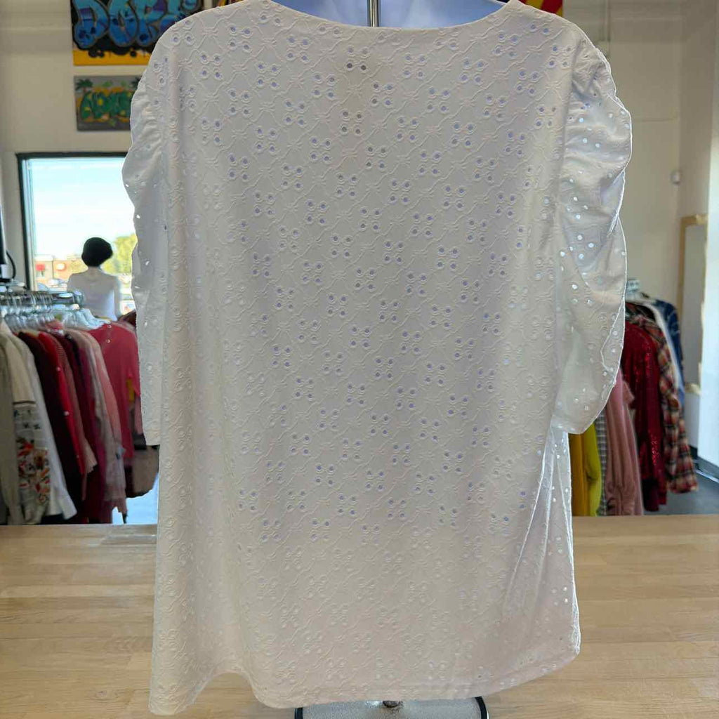 CeCe Size XL White New T-shirt