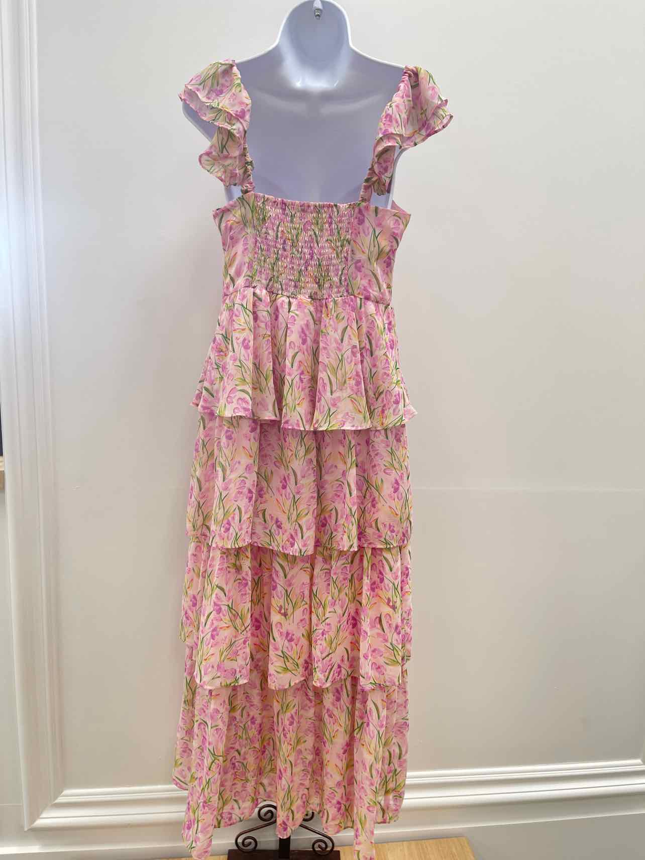 astr Size M Pink New Dress