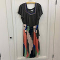 Dr 2 Size XL Multi-Color Preloved Dress