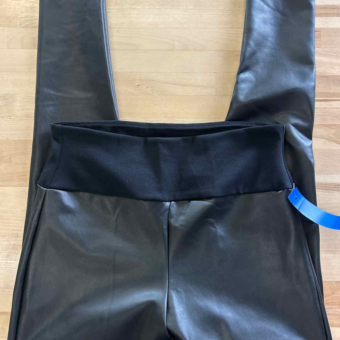 Spank Size L Black Preloved Pants