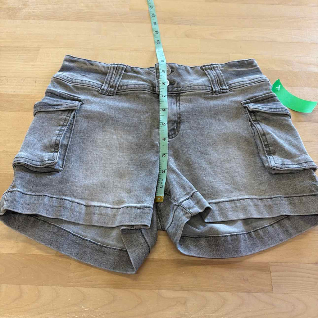 Refuge Women Size 5 Gray Preloved Shorts