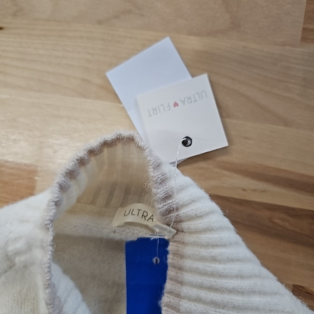 ultra flirt Size XS Tan Sweater