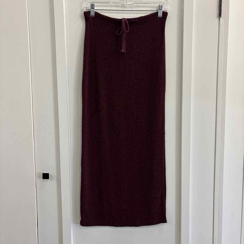Pretty Good Size S Burgandy Preloved Skirt