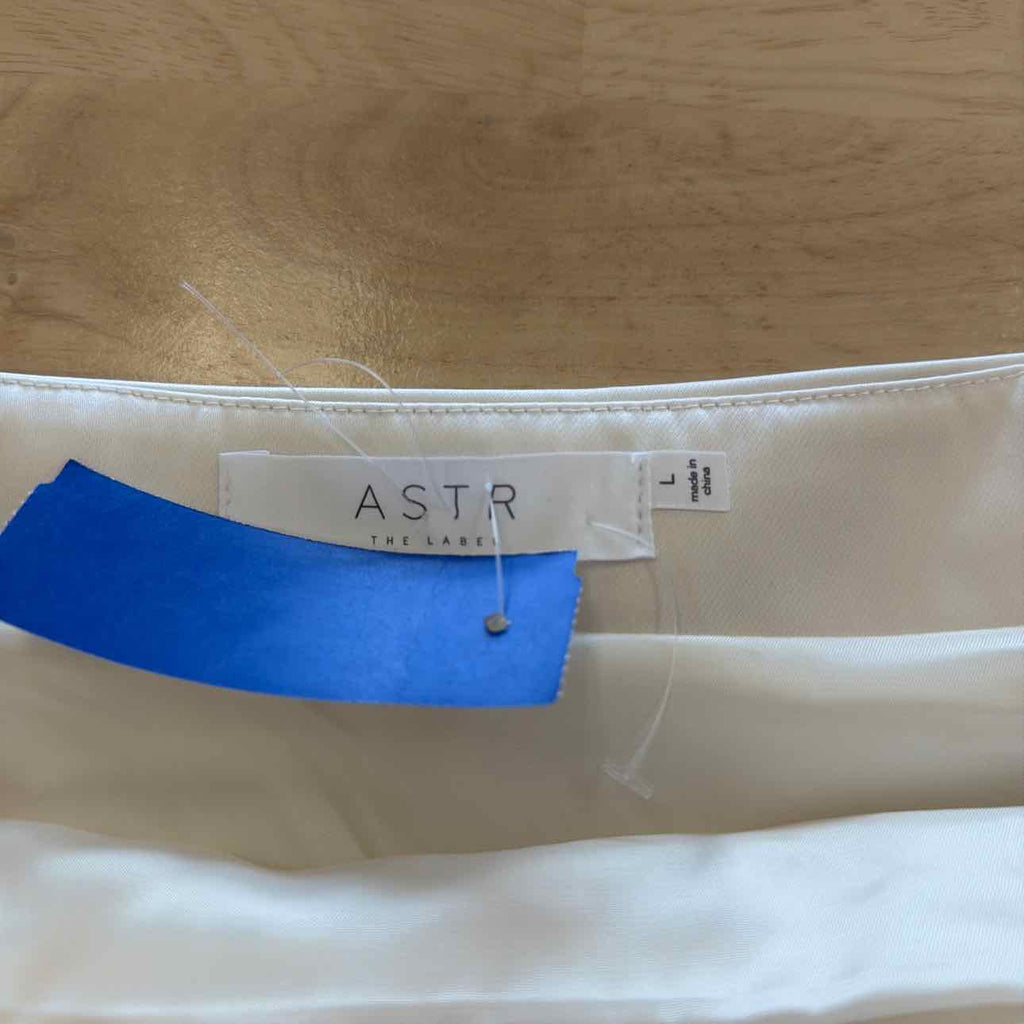 astr Size L Cream New Skirt