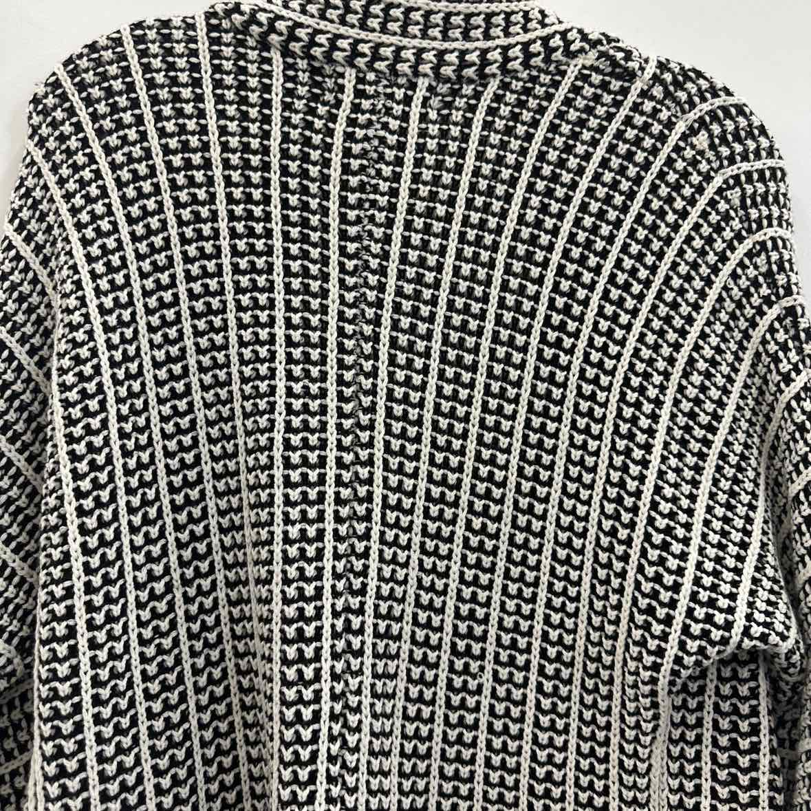 Pink Republic Size L BLACK & WHITE Cardigan