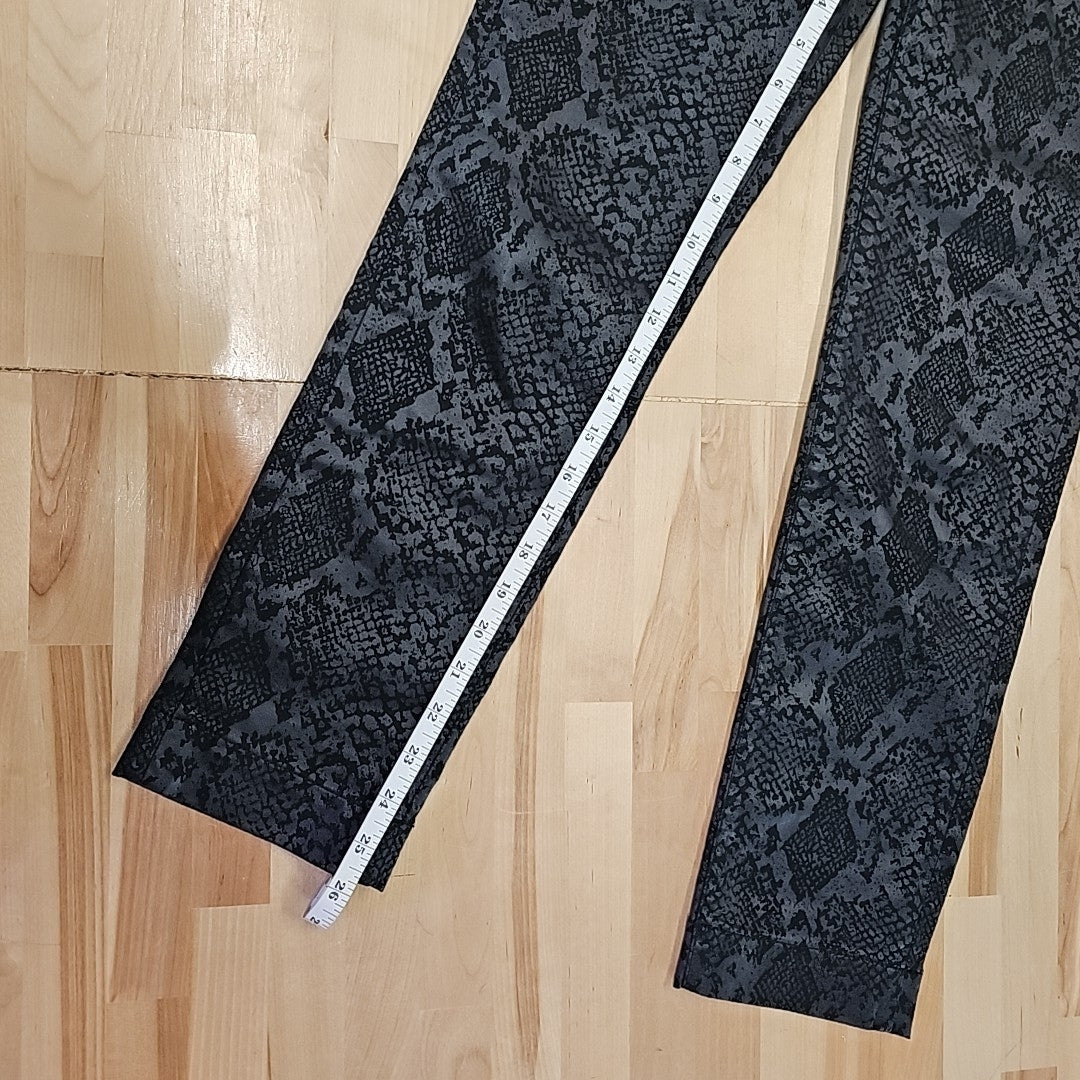 White House Black Market Size 2 Black Preloved Pants
