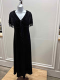 S.L. Fashions Size 8 Black Preloved Dress