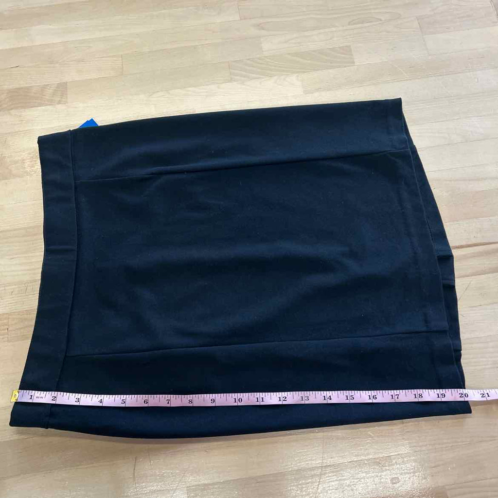 Smart Set Size PS Black Preloved Skirt