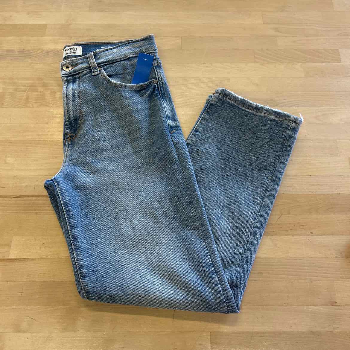 Kensie Size 4 Blue Denim Preloved Jeans