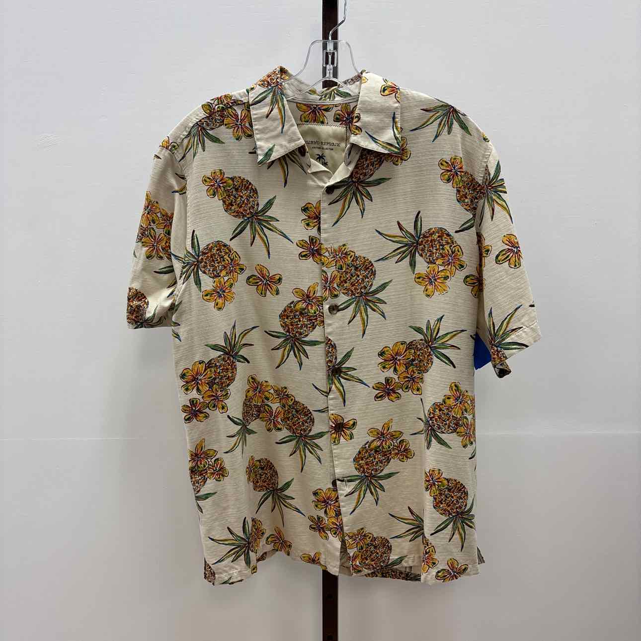 Island Republic Size M Tan Preloved MENS Button Down Shirt