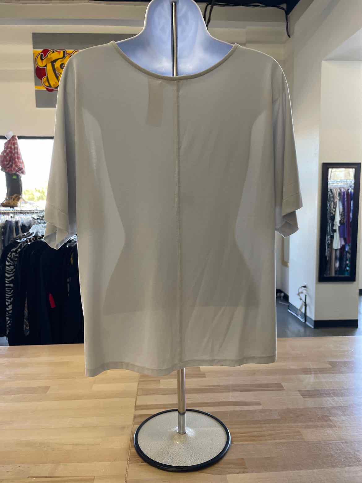 double zero Size S Gray Blouse